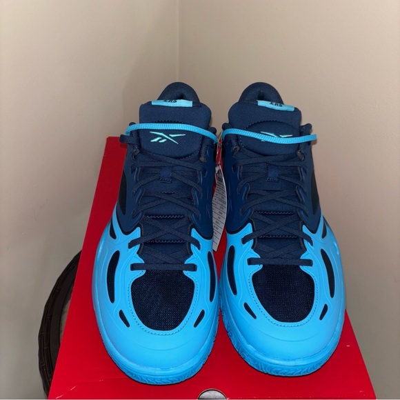 Reebok Engine A - Picture 2 of 6